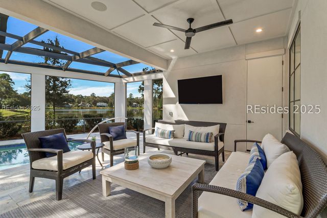 3 Abbeville Ct, Bluffton, SC 29910