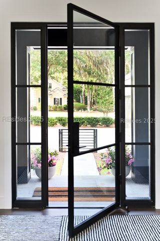 3 Abbeville Ct, Bluffton, SC 29910