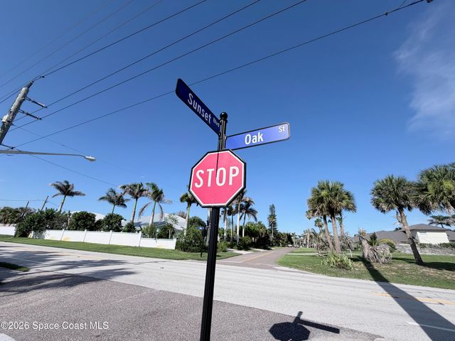 702 Oak Street, Melbourne Beach, FL 32951