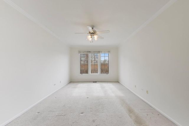 220 University Drive 220, Mount Prospect, IL 60056