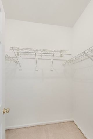 220 University Drive 220, Mount Prospect, IL 60056