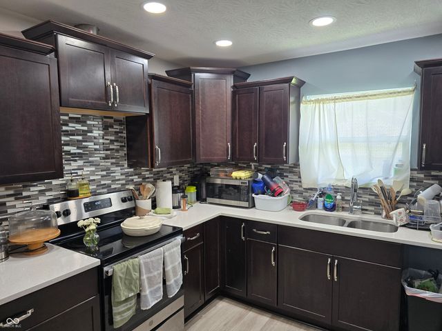 1438 W 23rd Street, Indianapolis, IN 46208