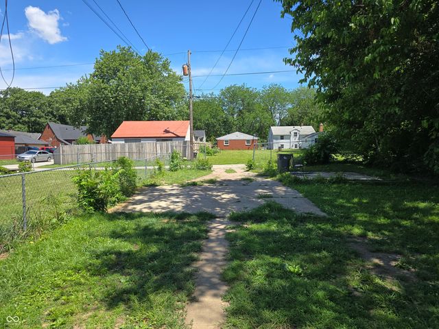 1438 W 23rd Street, Indianapolis, IN 46208