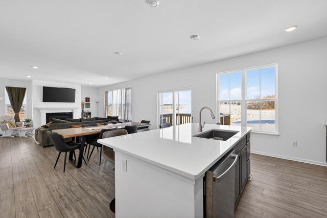 4127 Eton Circle, Windsor, WI 53598