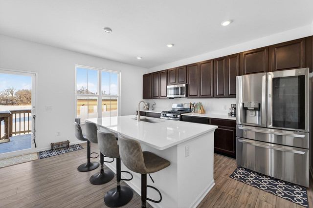 4127 Eton Circle, Windsor, WI 53598