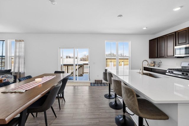 4127 Eton Circle, Windsor, WI 53598