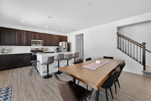 4127 Eton Circle, Windsor, WI 53598