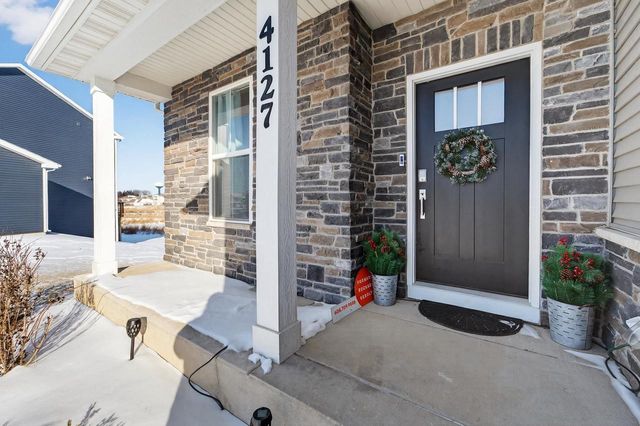 4127 Eton Circle, Windsor, WI 53598