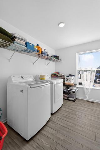 4127 Eton Circle, Windsor, WI 53598