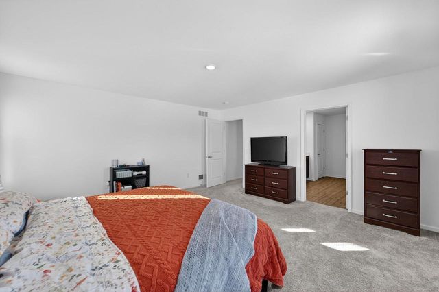 4127 Eton Circle, Windsor, WI 53598