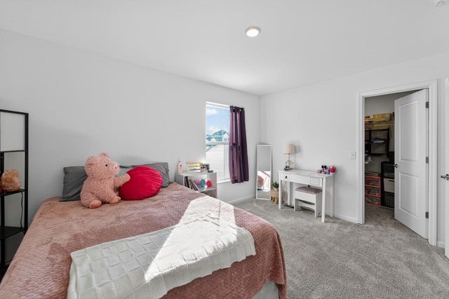 4127 Eton Circle, Windsor, WI 53598