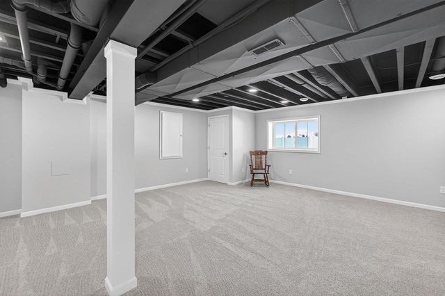 4127 Eton Circle, Windsor, WI 53598