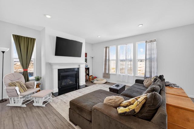 4127 Eton Circle, Windsor, WI 53598