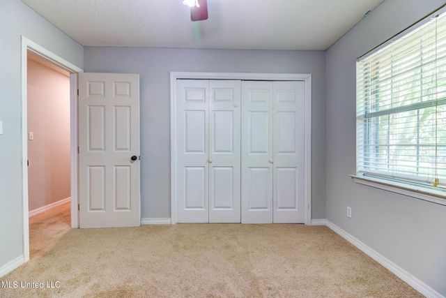 3217 N 2nd Street, Ocean Springs, MS 39564