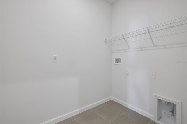 10716 NW SUNCREST LOOP, Port St Lucie, FL 34987