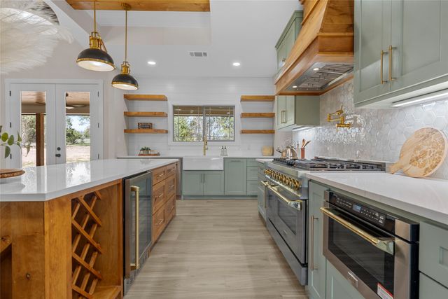 317 N Big Red Way, China Spring, TX 76633