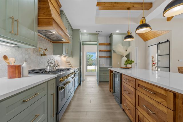 317 N Big Red Way, China Spring, TX 76633