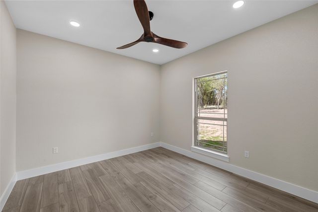 317 N Big Red Way, China Spring, TX 76633