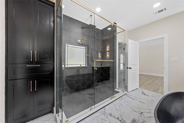 317 N Big Red Way, China Spring, TX 76633