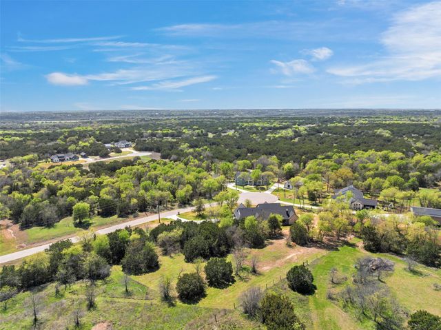 317 N Big Red Way, China Spring, TX 76633