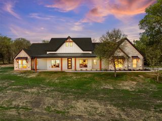 317 N Big Red Way, China Spring, TX 76633