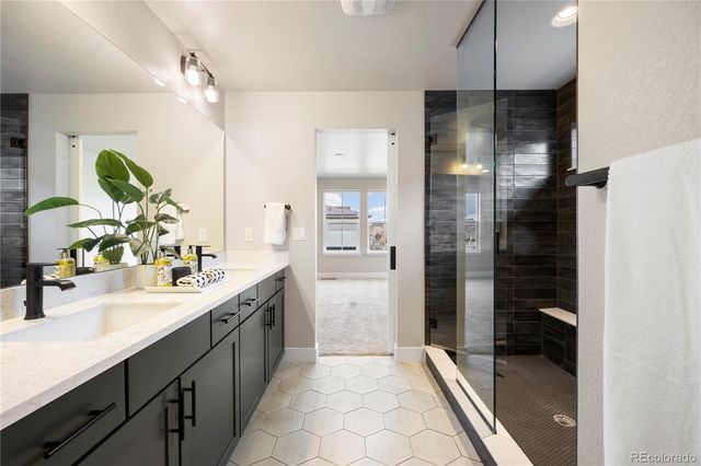 1556 Stablecross Drive, Castle Pines, CO 80108