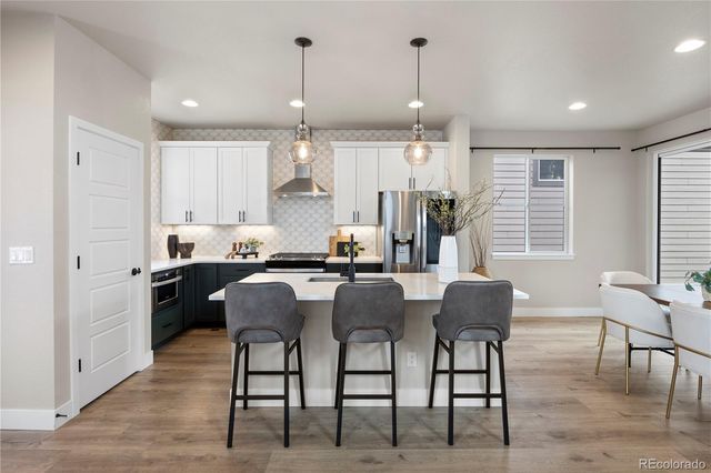 1556 Stablecross Drive, Castle Pines, CO 80108