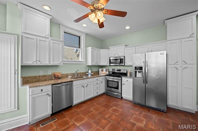 6518 Odell Street, St Louis, MO 63139