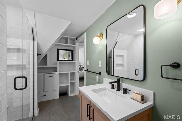 6518 Odell Street, St Louis, MO 63139