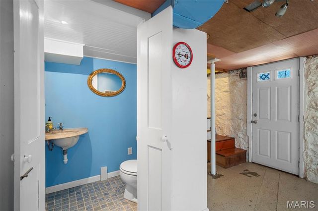 6518 Odell Street, St Louis, MO 63139