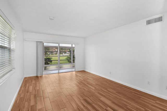 2600 SE Ocean Boulevard S7, Stuart, FL 34996