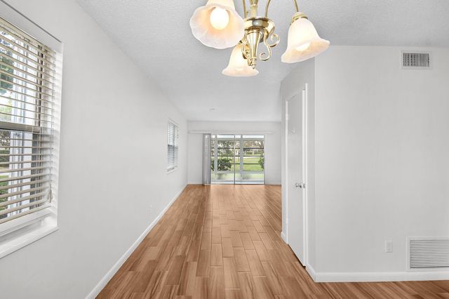 2600 SE Ocean Boulevard S7, Stuart, FL 34996