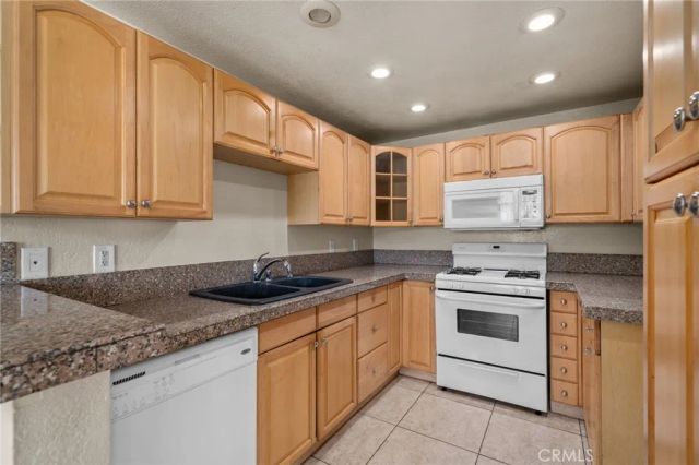 282 Parkview Drive, Lake Elsinore, CA 92530