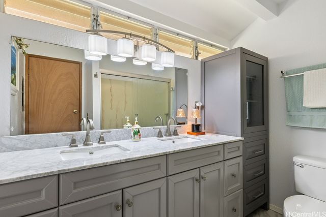 98-1372 Koaheahe Place 18174, Pearl City, HI 96782