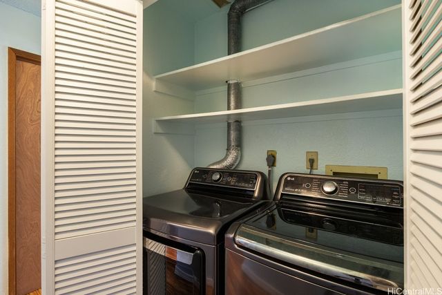 98-1372 Koaheahe Place 18174, Pearl City, HI 96782