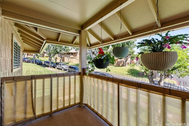 98-1372 Koaheahe Place 18174, Pearl City, HI 96782