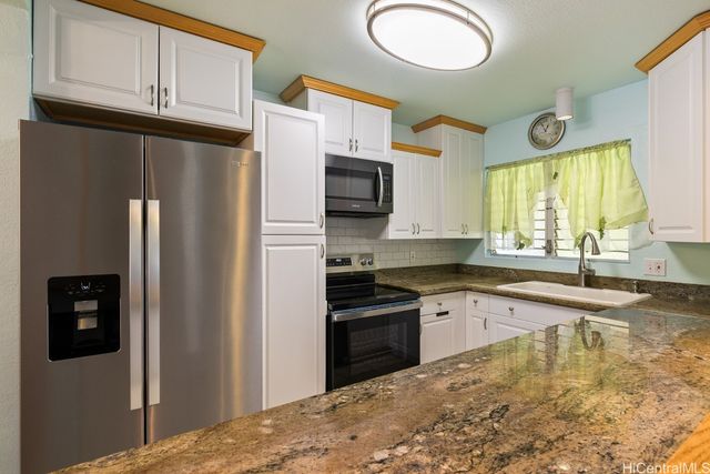 98-1372 Koaheahe Place 18174, Pearl City, HI 96782