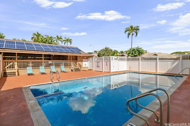 98-1372 Koaheahe Place 18174, Pearl City, HI 96782