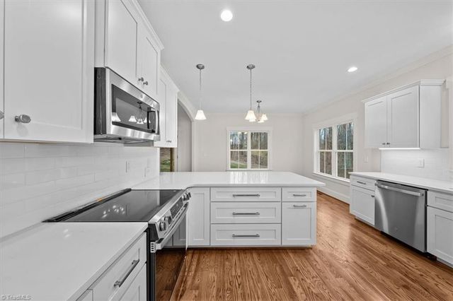 2442 Farmwood Lane, Asheboro, NC 27205