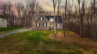 2442 Farmwood Lane, Asheboro, NC 27205