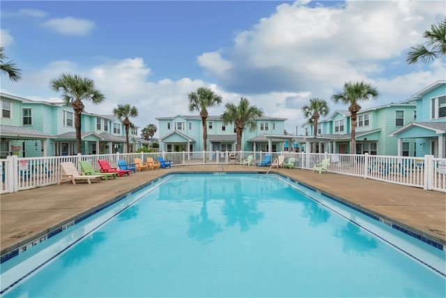 2120 11th St 302, Port Aransas, TX 78373