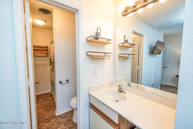 101 Sea Oats Lane D-21, Carolina Beach, NC 28428