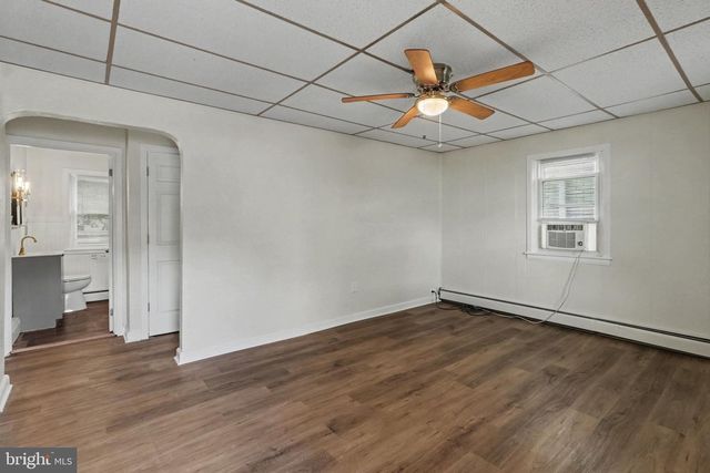 1232 ELM ST, York, PA 17403