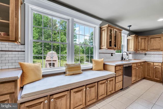 150 MINK HOLLOW RD, East Fallowfield Township, PA 19320