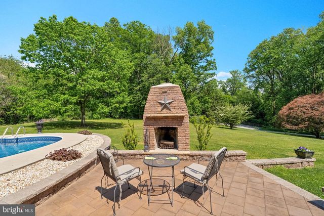 150 MINK HOLLOW RD, East Fallowfield Township, PA 19320