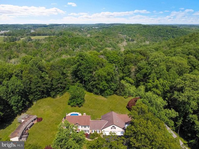 150 MINK HOLLOW RD, East Fallowfield Township, PA 19320