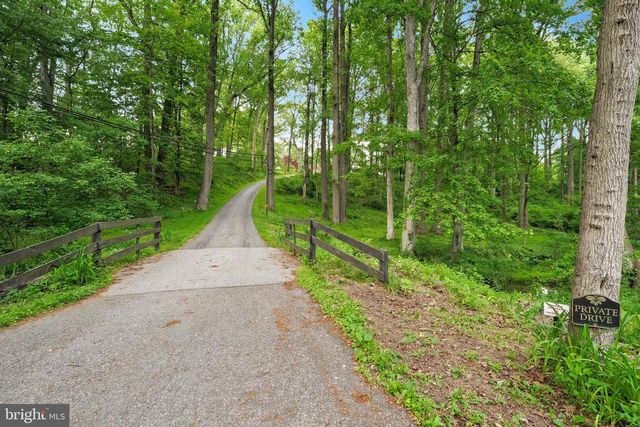 150 MINK HOLLOW RD, East Fallowfield Township, PA 19320