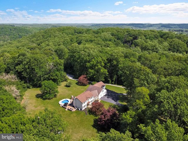 150 MINK HOLLOW RD, East Fallowfield Township, PA 19320