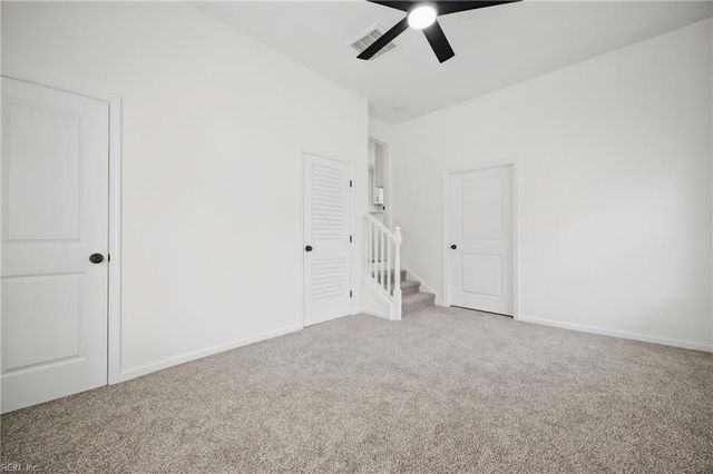 117 Gawain DR, Newport News, VA 23602