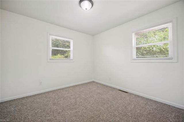 117 Gawain DR, Newport News, VA 23602